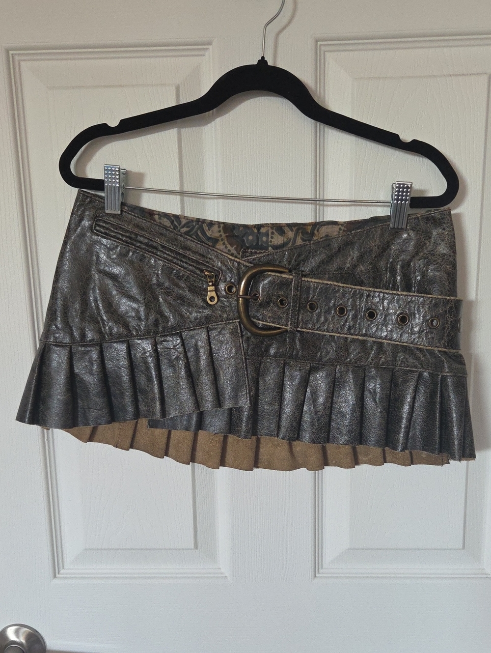 VINTAGE Y2K Low Rise Leather Skirt